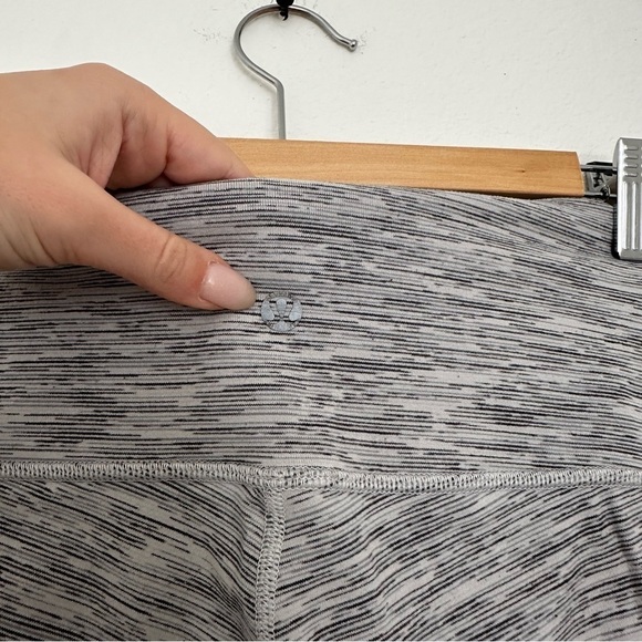 Lululemon Wunder Under Hi-Rise 7/8 Leggings Space Ice Grey Alpine White Size 6 - Picture 7 of 9